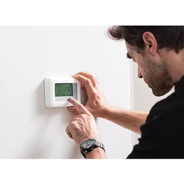 Cronotermostato Digitale T4R Honeywell Resideo per caldo e freddo - wireless